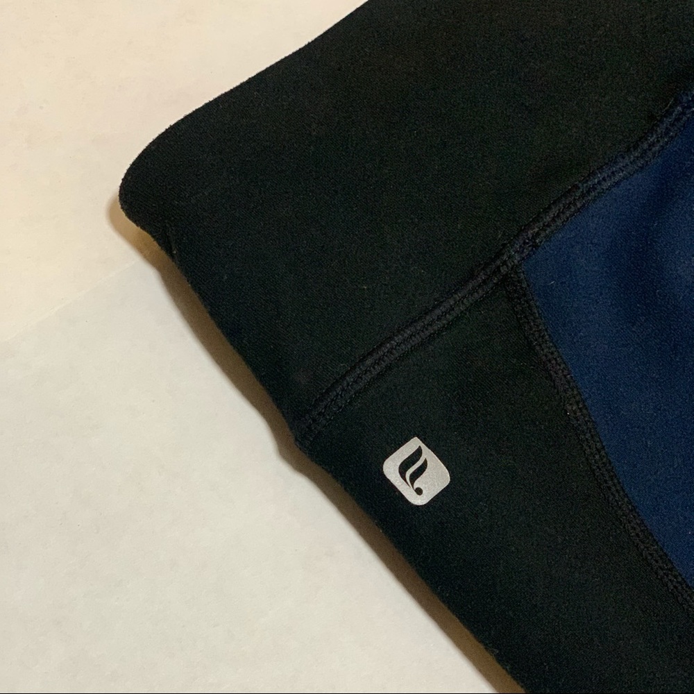 Fabletics Roberta Contrast Compression Capri - image 5